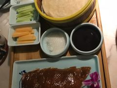 -韵秋荷(宝山龙湖天街店)