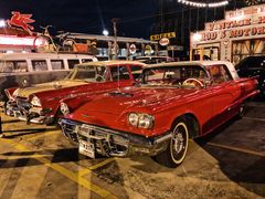 -席娜卡琳火车铁道夜市