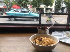 -建新园过桥米线(宝善街店)
