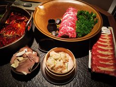 -三出山火锅(南京万象天地店)