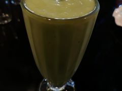 牛油果汁-瑞丽觉觉味道·异国风情(瑞丽大道店)