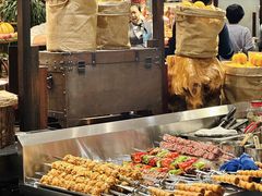 -四海一家自助餐(益田假日广场店)