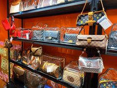 -TOPVTG奢侈品回收站(陕西南路店)