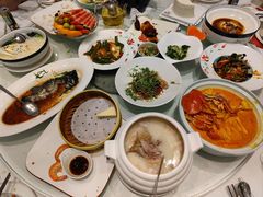 -沪华海鲜大酒楼(南汇店)