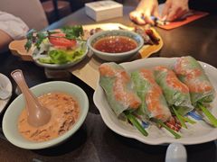 -大头虾越式风味餐厅(光明广场店)