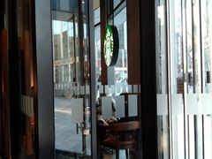 门面-星巴克(北京三里屯SOHO一店)