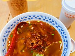 酸菜牛腩粉-三两粉(石厦时代广场店)
