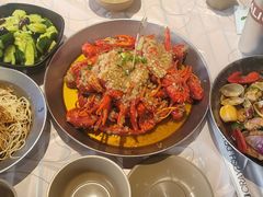 -巴厘龙虾·榜首油焖大虾(音乐学院·沿江酒馆店)