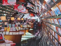 -钟书阁(珍园店)