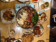 -青瓦餐厅·生鱼片·韩园烤肉(西塔店)