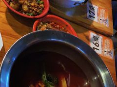 -拐枣巷小串串(财大店)