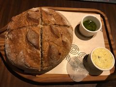 -恰餐厅及酒吧 CHAR Bar & Grill (北京丽都皇冠假日店)
