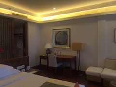 三亚亚龙湾华宇度假酒店(原三亚华宇皇冠假日酒)-三亚亚龙湾雅高美爵酒店