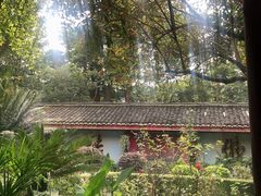 -峨眉山报国寺