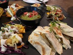 -Pistolera Mexican Cantina女枪手墨西哥餐厅(碧云路店)