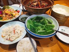 -老滇山寨•云南特色菜•地方菜•民族风情歌舞表演(金碧店)