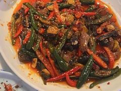 -川流不息·地道川菜·小龙虾(新松江路店)