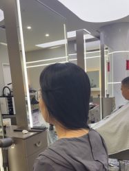 -苏豪路易士·嘉玛发廊