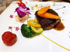 香煎菲力牛排-威克特披萨汉堡