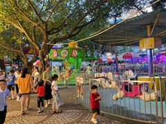 -顺德大良半月城游乐场