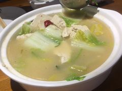 砂锅白菜豆腐-华盛园卷子王农家菜水库鱼