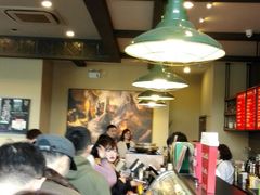 -星巴克臻选(盐城金鹰聚龙湖店)