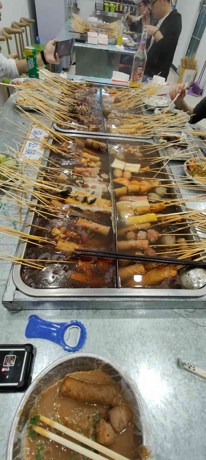 上上签-"家门口新开的一家麻辣烫芝麻小店,一元一串."-大众点评移动版