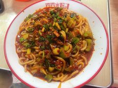 -玲玲米粉·新疆现炒米粉(大十字总店)