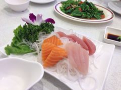 综合生鱼片-旅南活海鲜-屏东(墾丁海鮮，海鮮餐廳，墾丁團體合菜，平價熱炒，墾丁熱炒店，活海鮮推薦，在地海鮮餐廳)