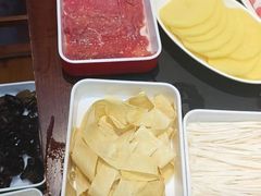 -陈府大宅门成都火锅·手切鲜肉(太原街店)