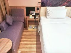 -长沙晚报大道亚朵酒店