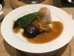 -大中华希尔顿酒店-念自助餐·嗨啤·小龙虾