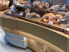 面包甜点陈列柜-西村叔叔的店·面包·甜品·蛋糕(清河万象汇店)