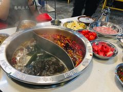 -憨铁匠老火锅(龙岗万科里店)