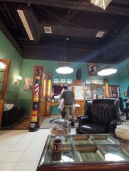 -小戈男士复古理发馆barber shop