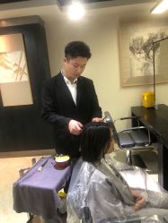 -苑苑发型设计