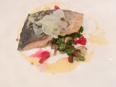 大西洋海鲈鱼-福楼法餐厅FLO
