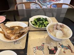 -苏州雏渐肥月嫂