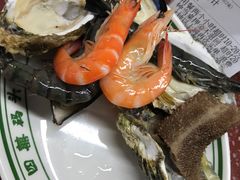 -四囍码头海鲜烧烤自助火锅(外滩南京东路悦荟广场店)