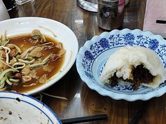 -雪琴面馆富安特色鱼汤面(城中花园店)