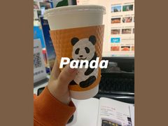 -熊猫一间店欧式奶茶铺