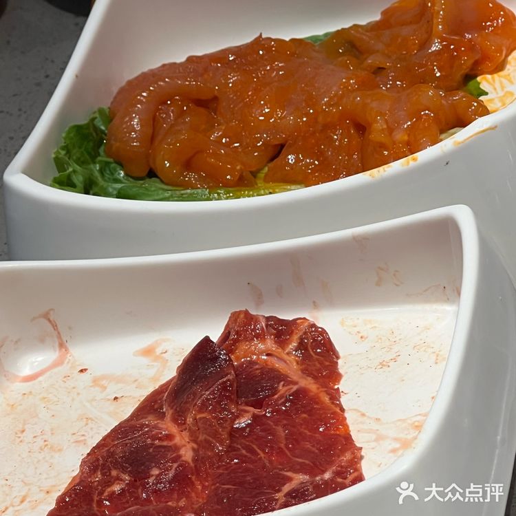 今天火锅吃撑了，超满足
