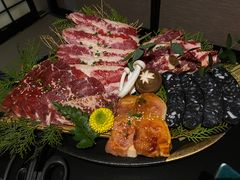 -山川小町·极番烧肉(新地假日广场店)