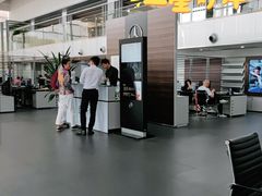 -奔驰上海利星(七宝店)