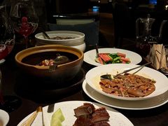 风干黑猪排配蜜瓜-甄御•海鲜新青岛菜(麦岛店)