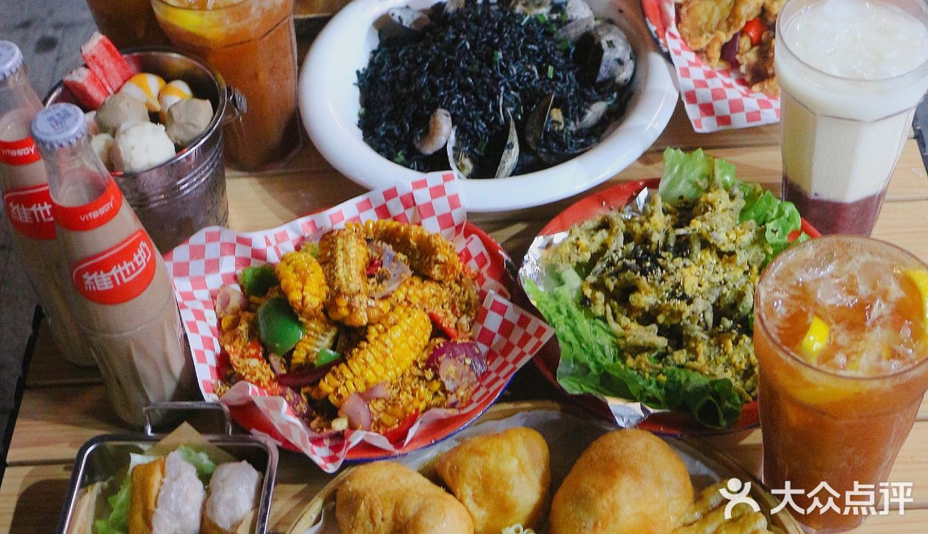 高新园区外摆港式牛杂煲出摊啦！