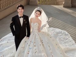 -第一夫人婚纱摄影(南京店)