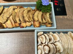 -蘑界·野生菌火锅(深业上城店)