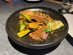 -LuOne凯德晶萃广场(徐家汇路店)