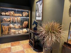 面包甜点陈列柜-红跑车(三牌楼店)